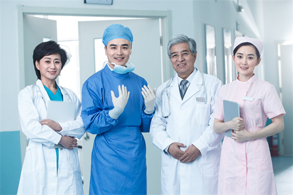 广州第二代助孕排名排行前三医院的名单来袭！广州医科大学附属第六医院和广州人民医院等各家特色不同！